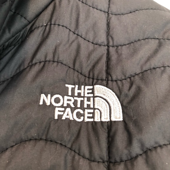 The North Face Quilted Zip-Up Coat- Large - Picture 8 of 16